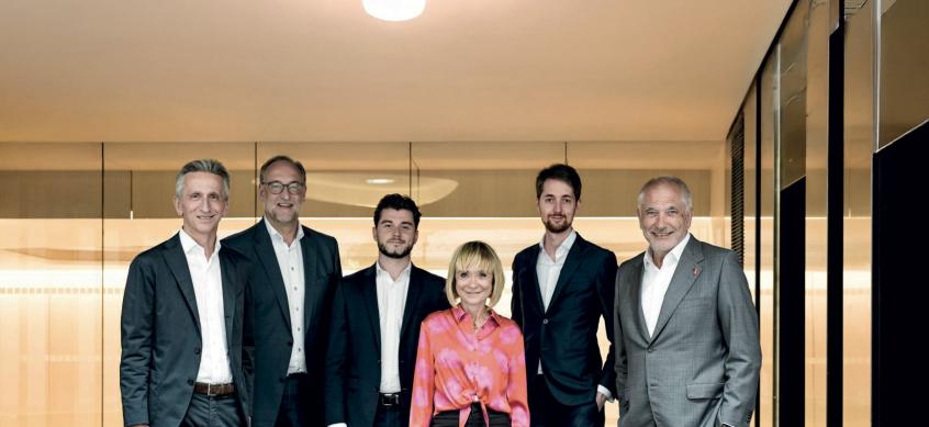 team-semiconductor.jpg 